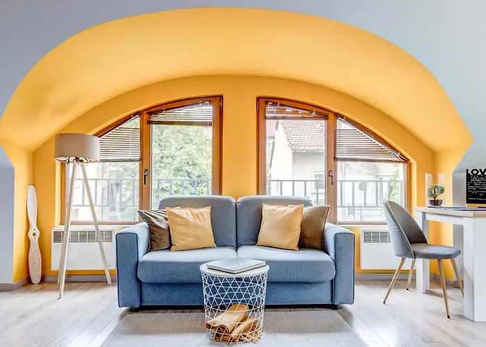 Park Loft Next To Eagle\'S Bridge